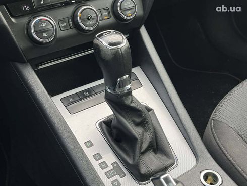 Skoda Octavia 2016 серый - фото 21