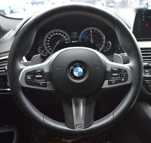 BMW 5 серия 2017 - фото 27