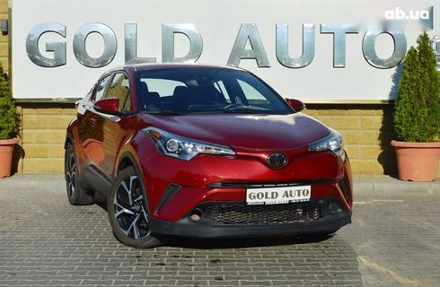 Toyota C-HR 2017 - фото 2