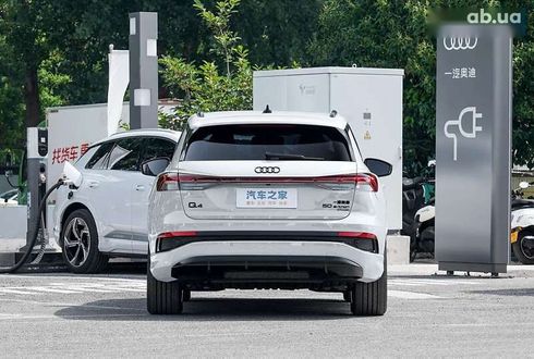 Audi Q4 e-tron 2024 - фото 5