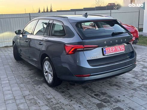 Skoda Octavia 2021 - фото 15