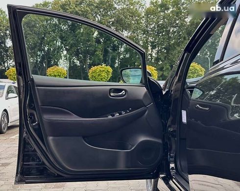 Nissan Leaf 2020 - фото 12