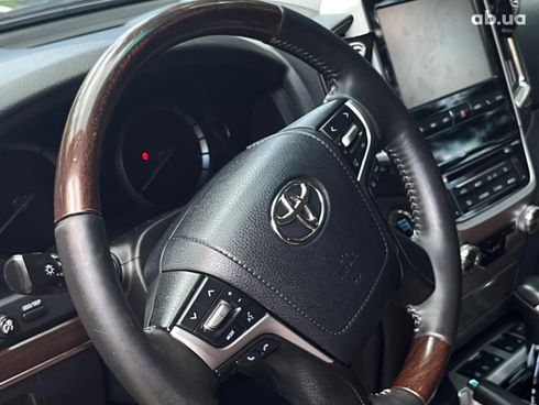 Toyota land cruiser 200 2017 черный - фото 24