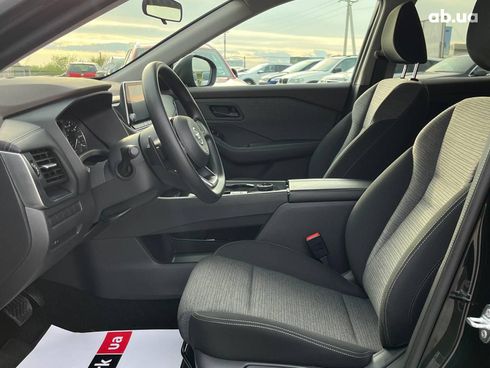 Nissan Rogue 2021 черный - фото 17