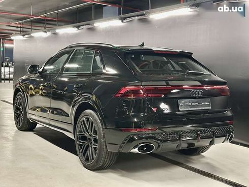 Audi RS Q8 2024 - фото 24