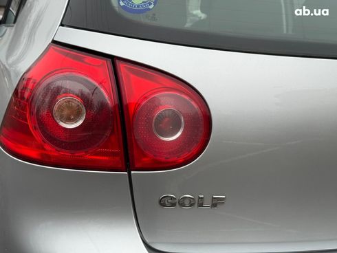 Volkswagen Golf 2005 серый - фото 10