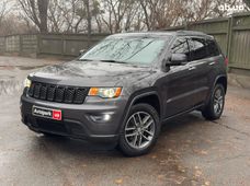 Продаж вживаних Jeep Grand Cherokee 2018 року - купити на Автобазарі