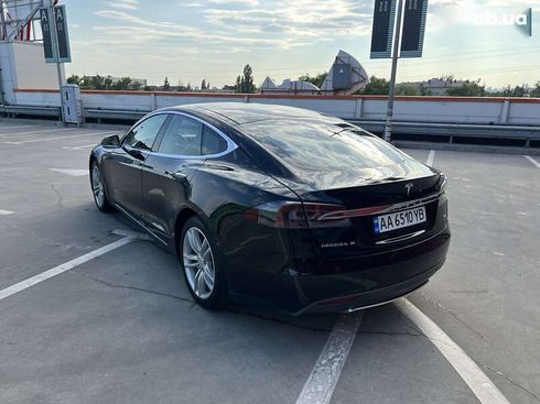 Tesla Model S 2014 - фото 7