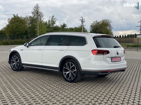 Volkswagen passat alltrack 2020 - фото 23