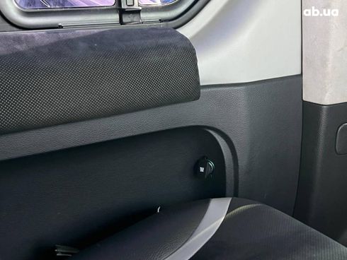Nissan Primastar 2010 белый - фото 29