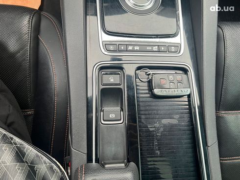 Jaguar F-Pace 2018 белый - фото 32