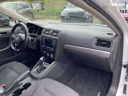 Volkswagen Jetta 2016 - фото 9