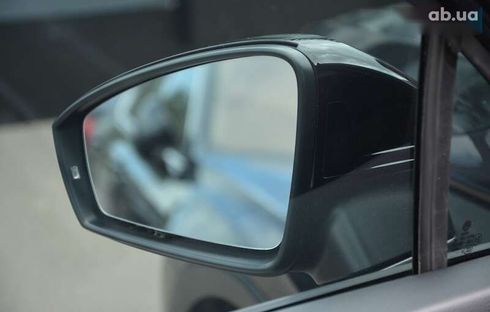 Volkswagen Tiguan 2020 - фото 16
