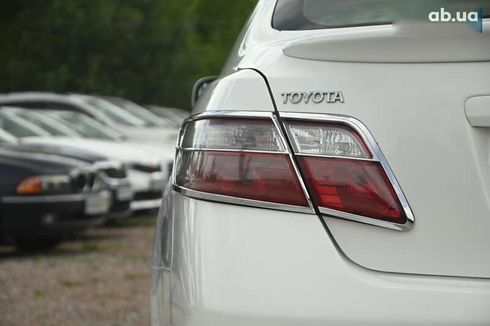 Toyota Camry 2008 - фото 9