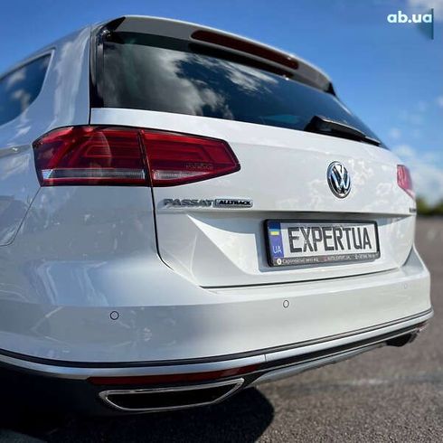 Volkswagen passat alltrack 2018 - фото 14