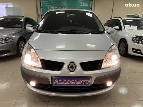 Renault Scenic 2006 серебристый - фото 2