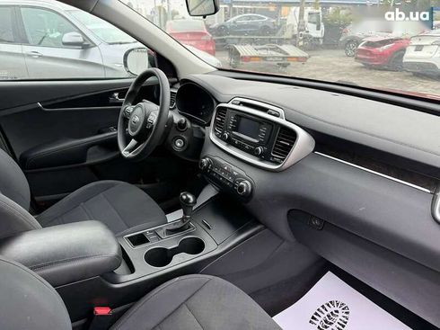 Kia Sorento 2016 - фото 17