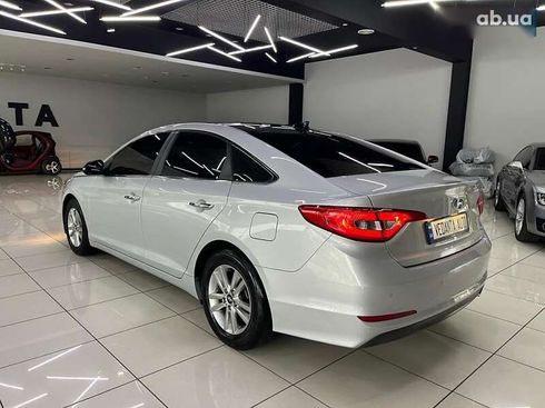 Hyundai Sonata 2016 - фото 6
