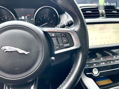 Jaguar F-Pace 2019 - фото 26