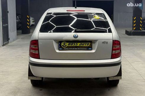 Skoda Fabia 2004 - фото 5