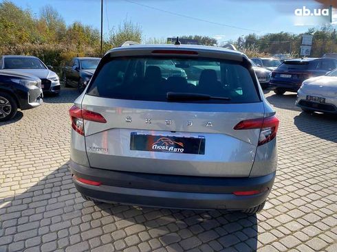 Skoda Karoq 2021 - фото 6