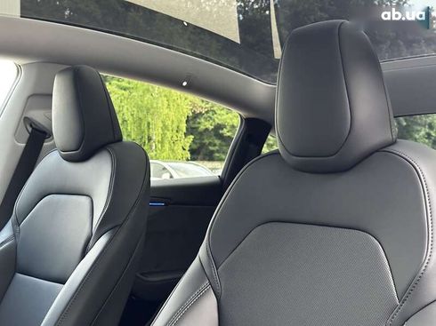Tesla Model Y 2025 - фото 13