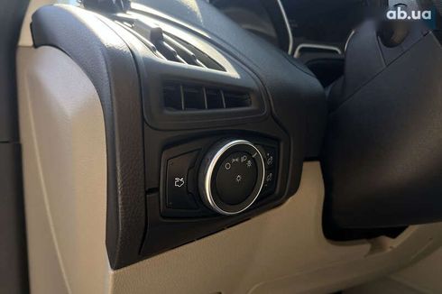 Ford Focus 2015 - фото 18