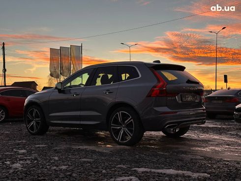 Volvo XC60 2019 - фото 4