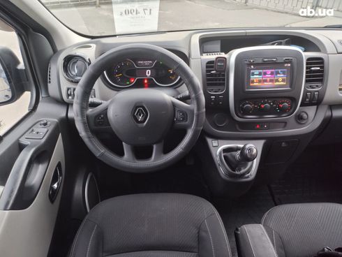 Renault Trafic 2015 черный - фото 21