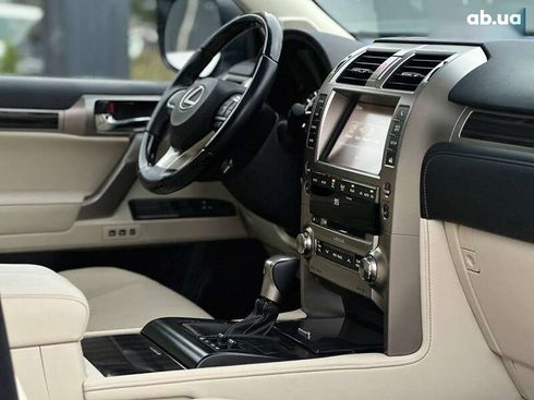 Lexus GX 2020 - фото 14