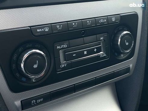 Skoda Octavia 2010 - фото 26