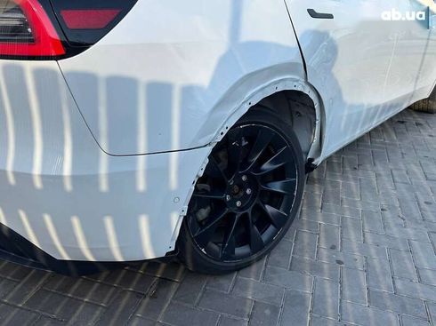 Tesla Model Y 2020 - фото 8