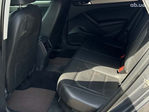 Volkswagen Passat 2015 серый - фото 22