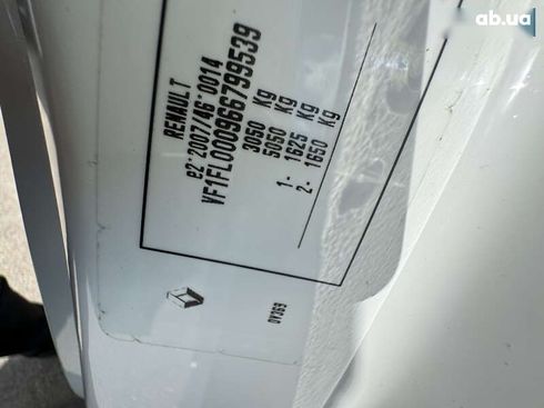 Renault Trafic 2021 - фото 22