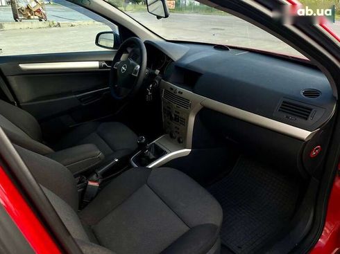 Opel Astra 2008 - фото 18