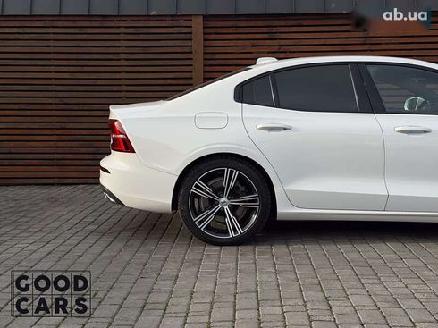 Volvo S60 2020 - фото 13