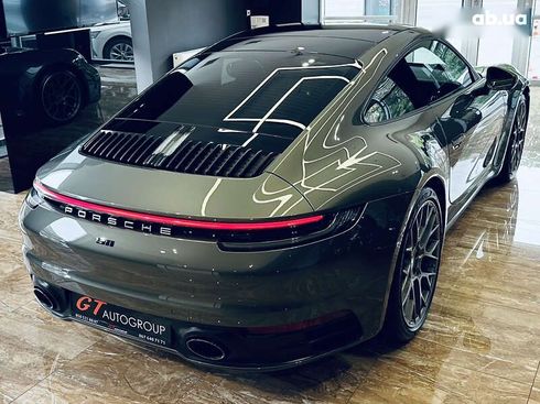 Porsche 911 2019 - фото 10
