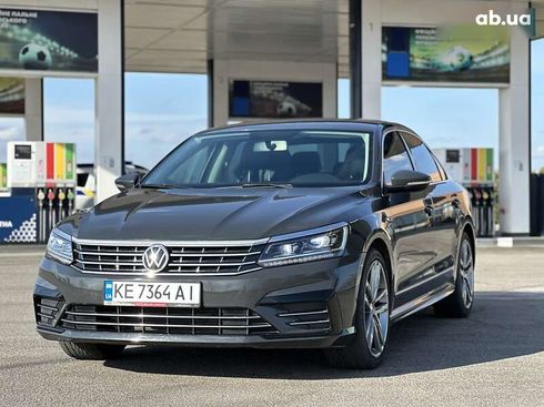 Volkswagen Passat 2016 - фото 16