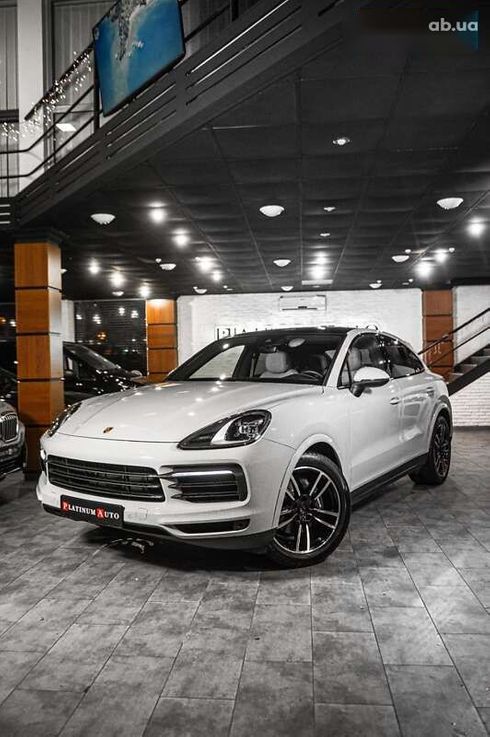 Porsche Cayenne Coupe 2022 - фото 16