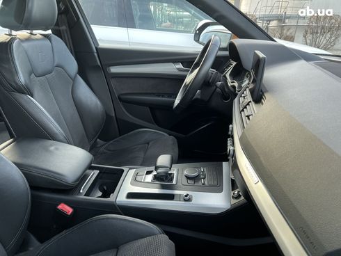 Audi Q5 2021 - фото 28