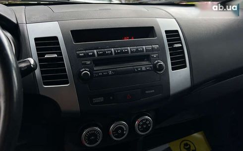 Mitsubishi Outlander 2008 - фото 15