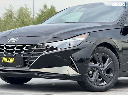 Hyundai Elantra 2021 - фото 22