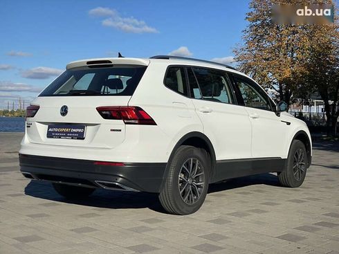 Volkswagen Tiguan 2020 - фото 12