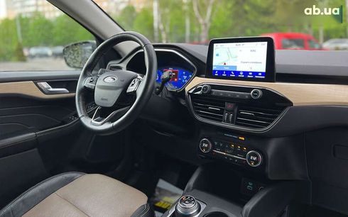 Ford Escape 2021 - фото 10