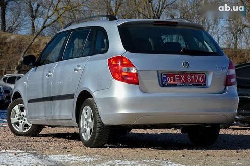 Skoda Fabia 2008 - фото 7