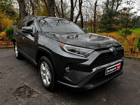 Toyota RAV4 2019 серый - фото 3