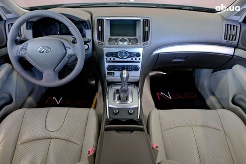 Infiniti G-Series 2012 серый - фото 7