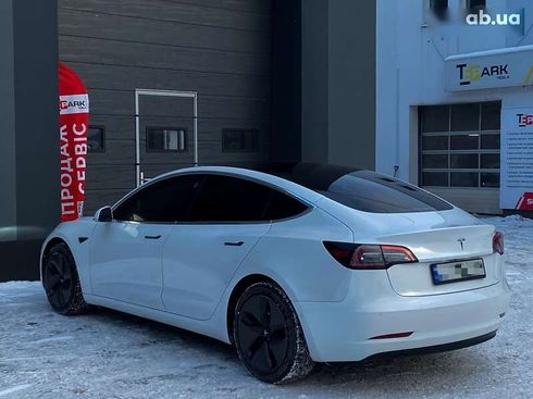 Tesla Model 3 2019 - фото 8