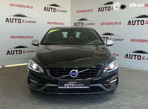 Volvo V60 2018 - фото 2