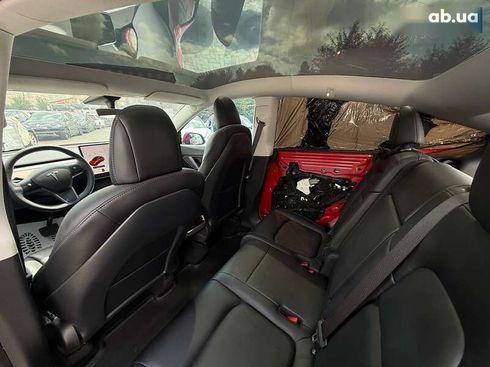 Tesla Model Y 2021 - фото 14